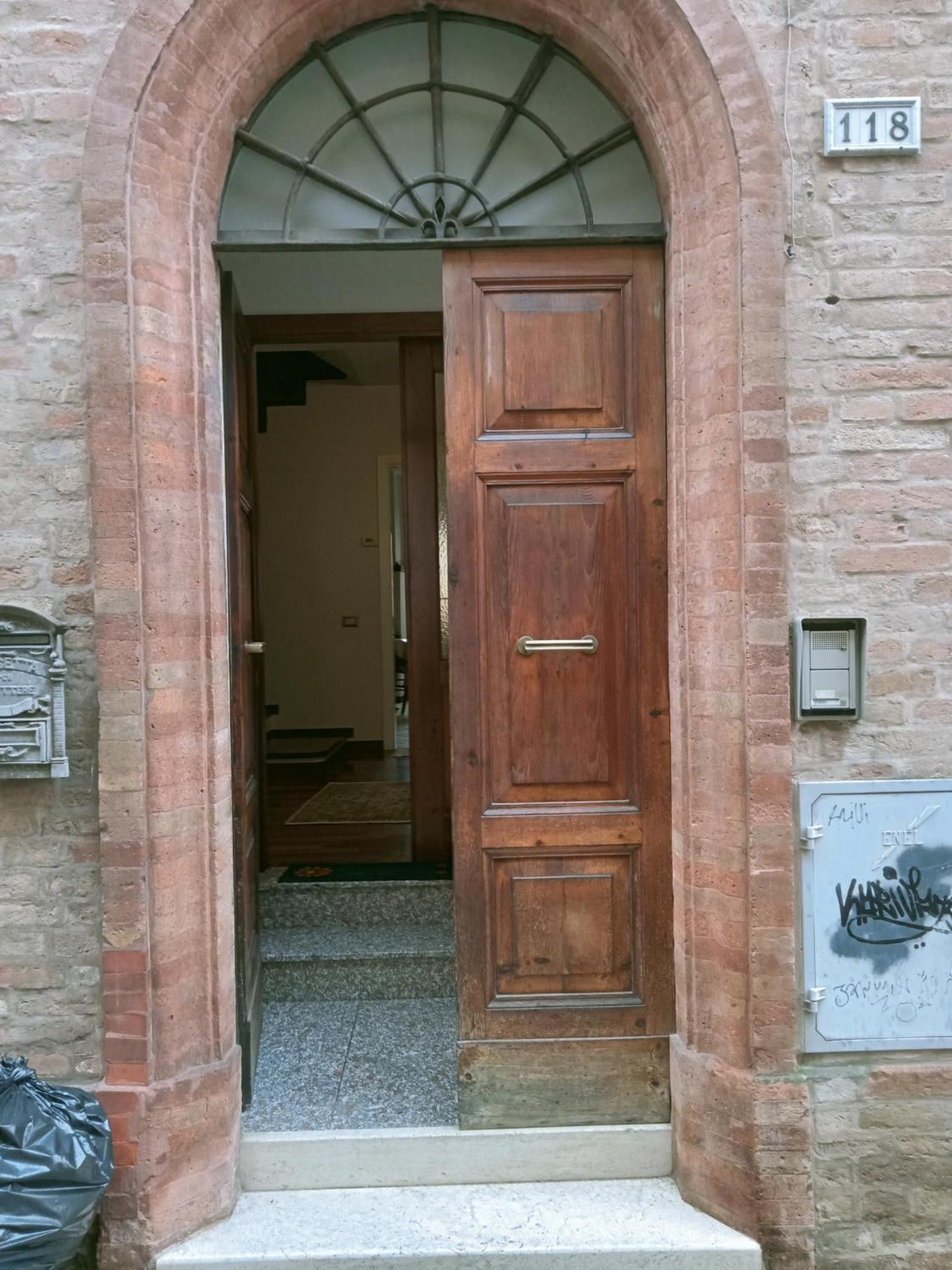 Camere Via Crispi Centro Storico Macerata Dış mekan fotoğraf